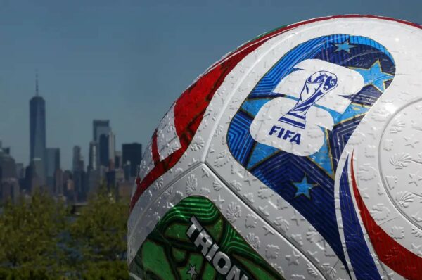 Fifa abandona plano de vender participação em subsidiária