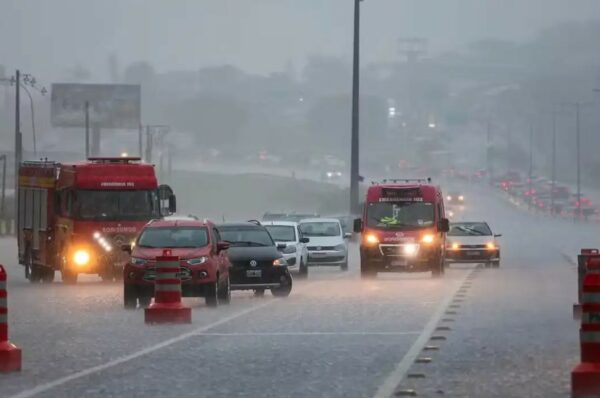Sul e Sudeste terão dia de chuva, trovoadas e tempestades