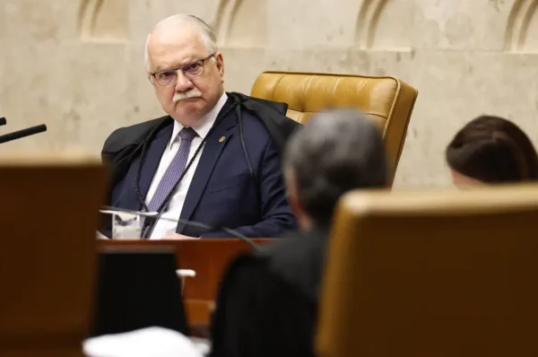 Presidente do STF diz que gravidade dos fatos não autoriza atalhos