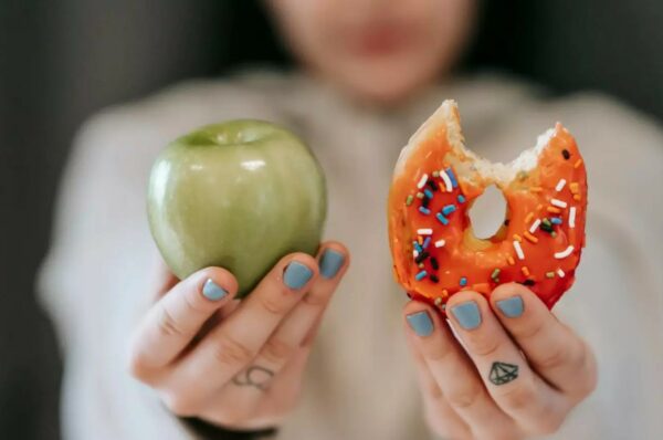 Alimentação e emoções: 7 formas como a comida afeta o humor