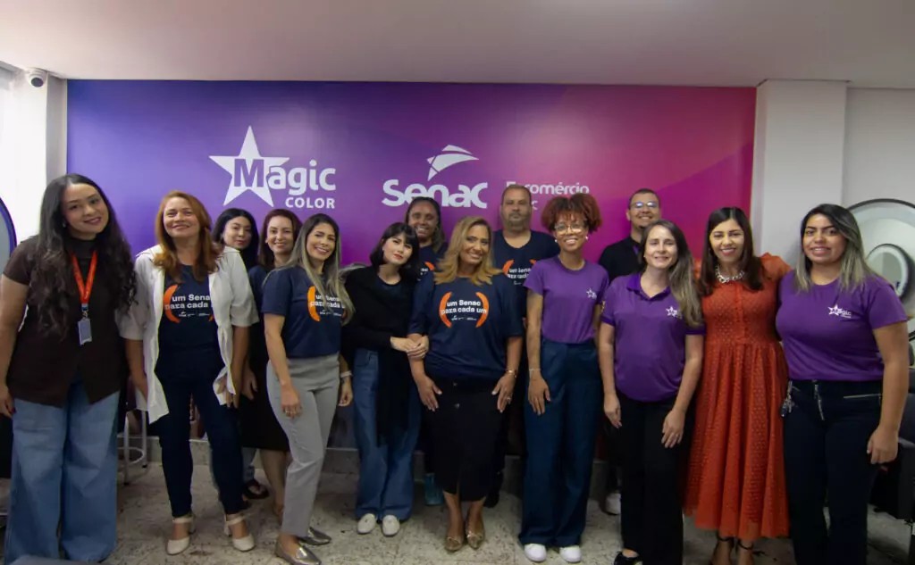 Alunos do Senac-DF participam de treinamento com a Magic Color no Gama
