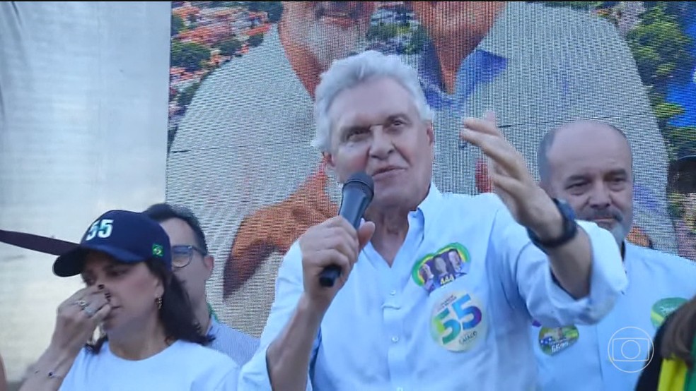 Caiado pede votos para Gracinha e Daniel Vilela em Valparaíso na reta final das eleições