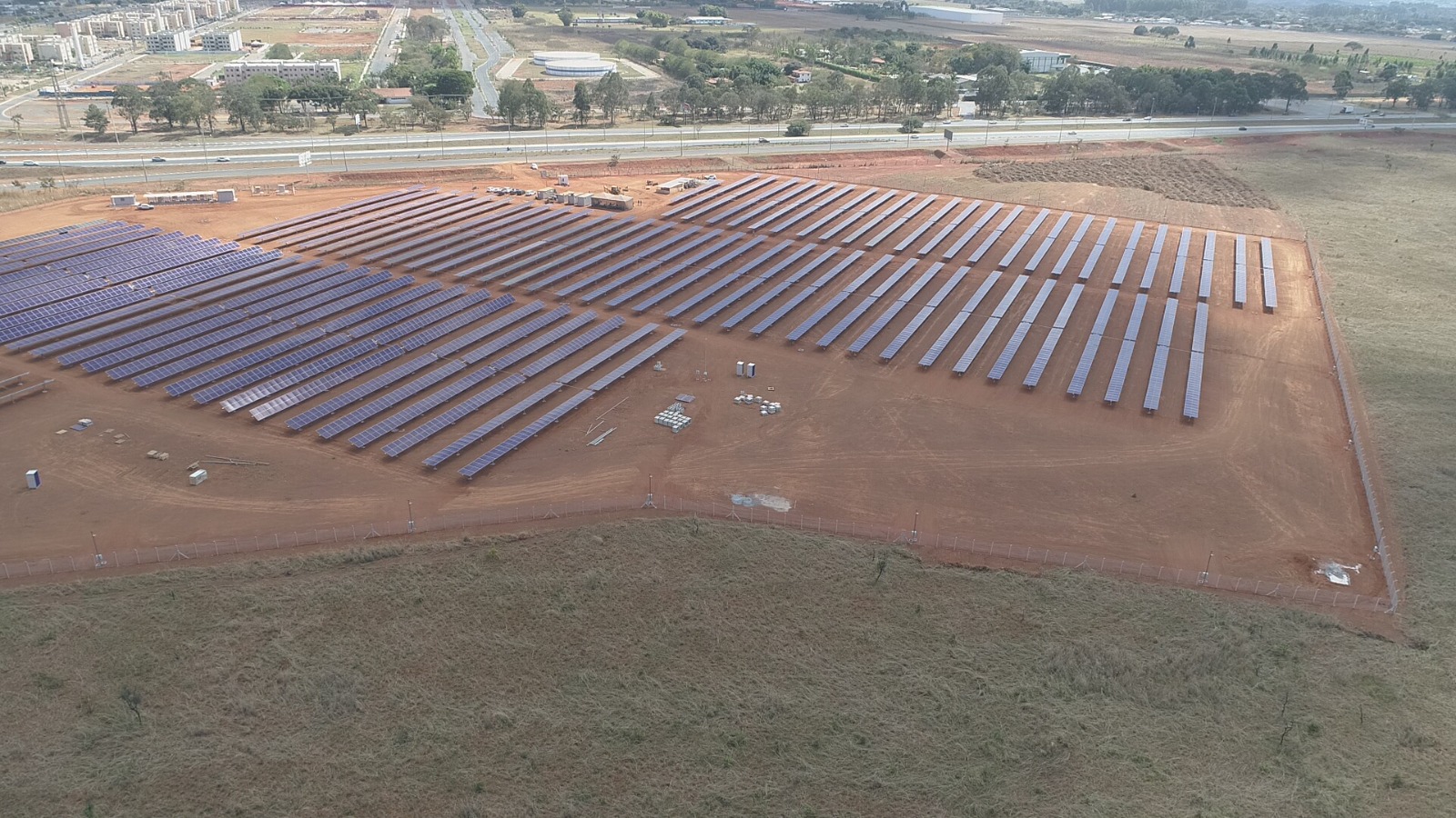 Usina solar do TSE entra em operação antes das eleições e compensará 100% do consumo de energia