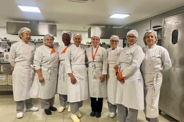 Senac-DF forma sete técnicos em Gastronomia com jantar especial
