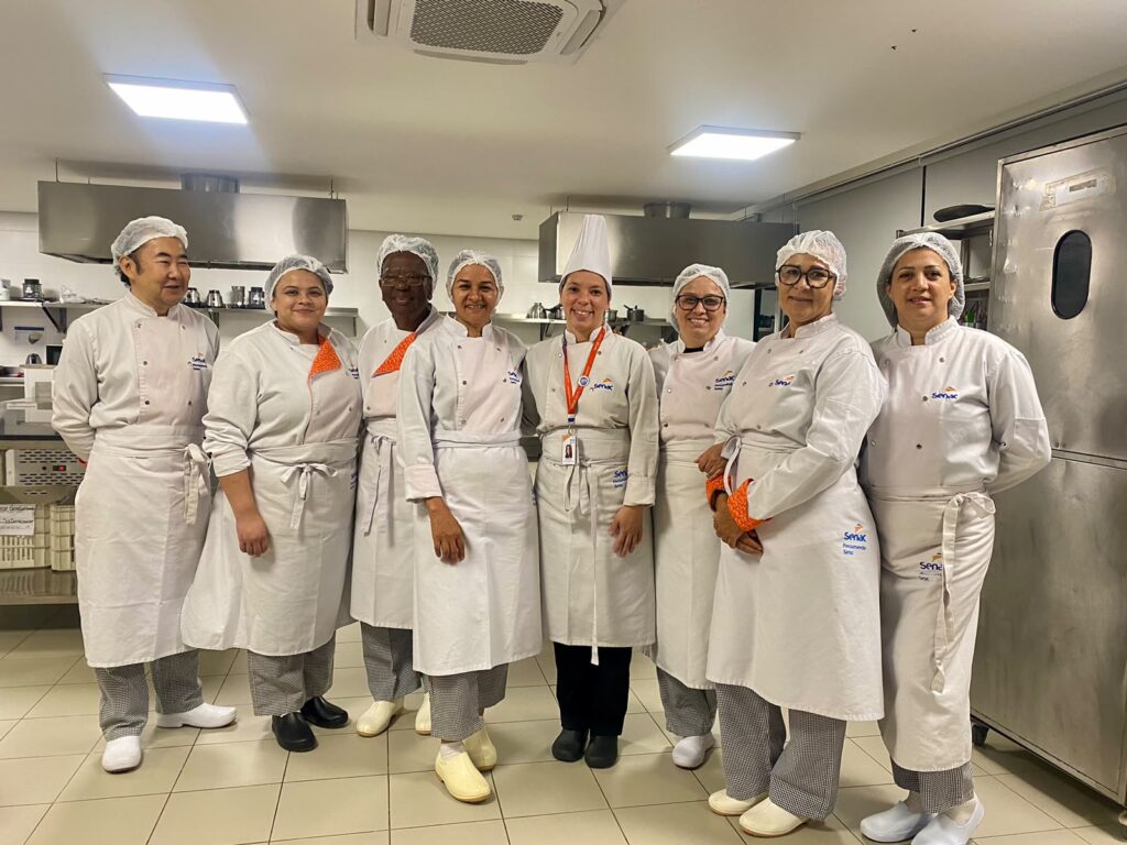 Senac-DF forma sete técnicos em Gastronomia com jantar especial